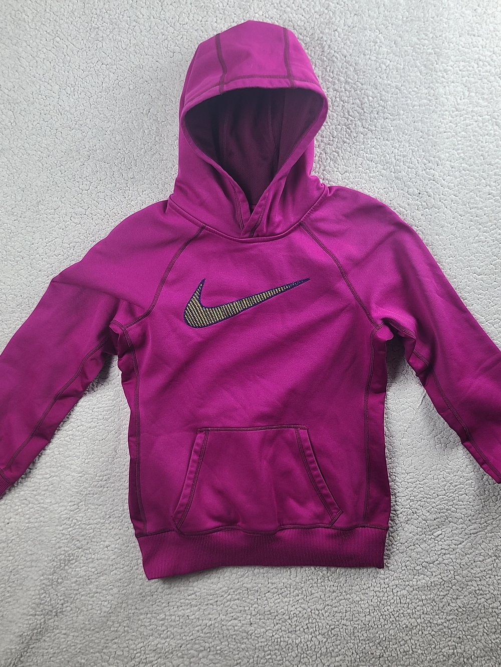 Nike Kids Fuchsia Therma-Fit Hoodie Pullover Size S Pink Sweatshirt